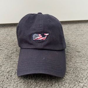 Adjustable sized, red, white, and blue Vineyard Vines hat!
